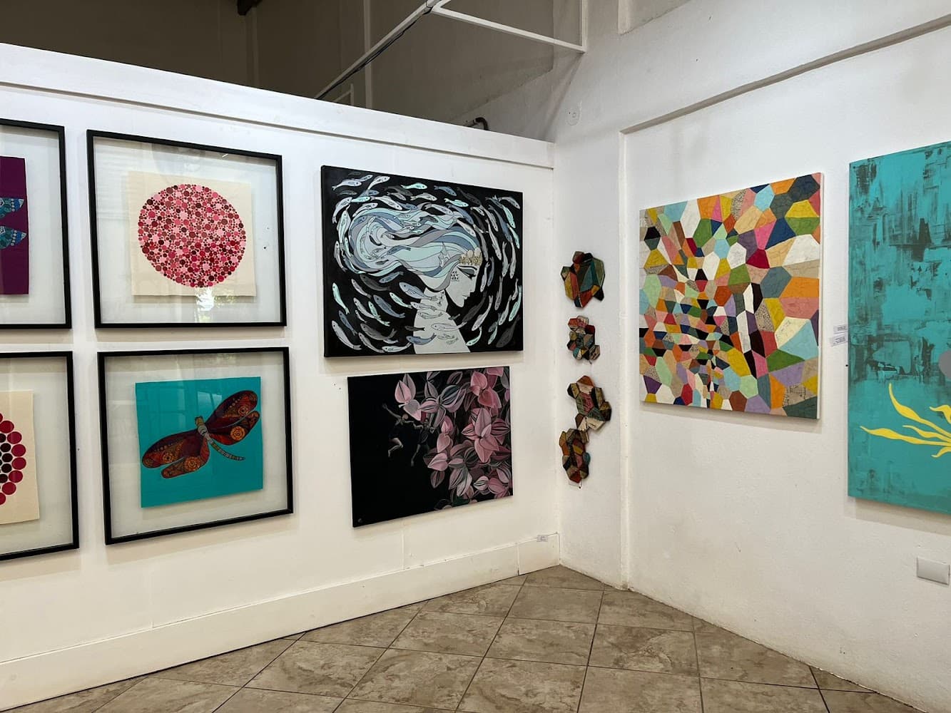 Drift Gallery photo 2