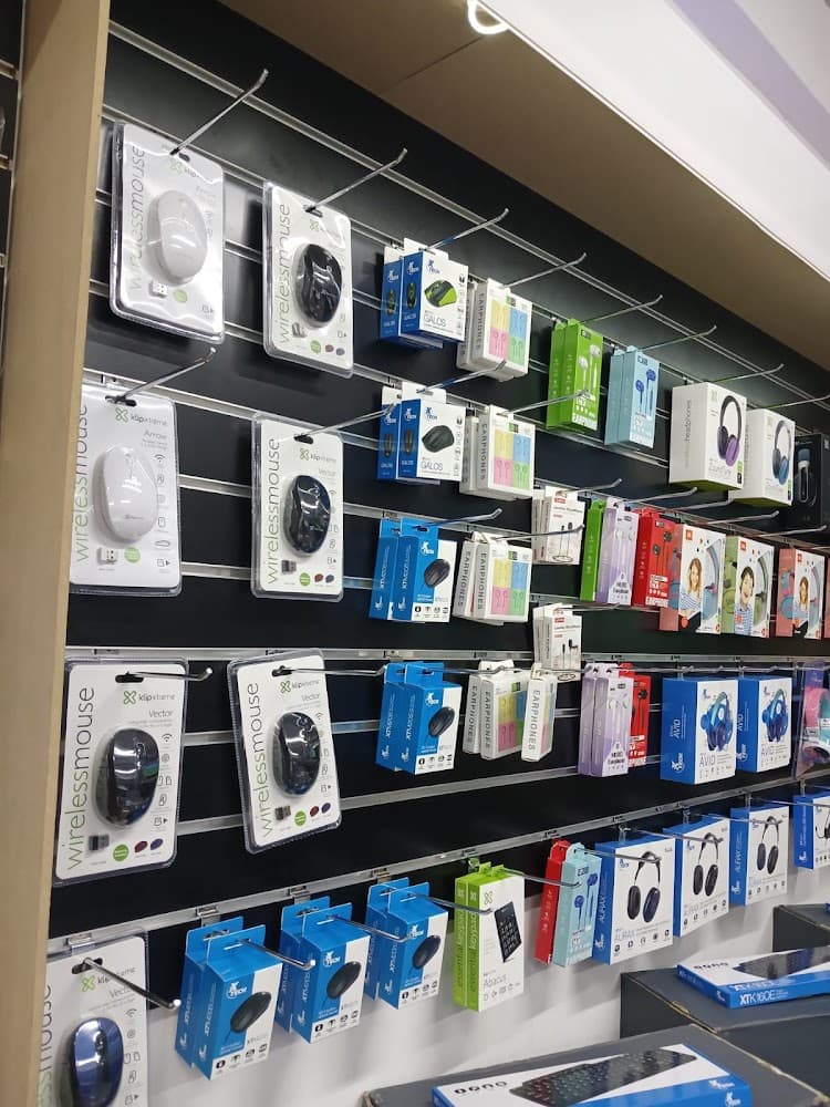 ELECTRONICS STORE SANTA TERESA photo 3