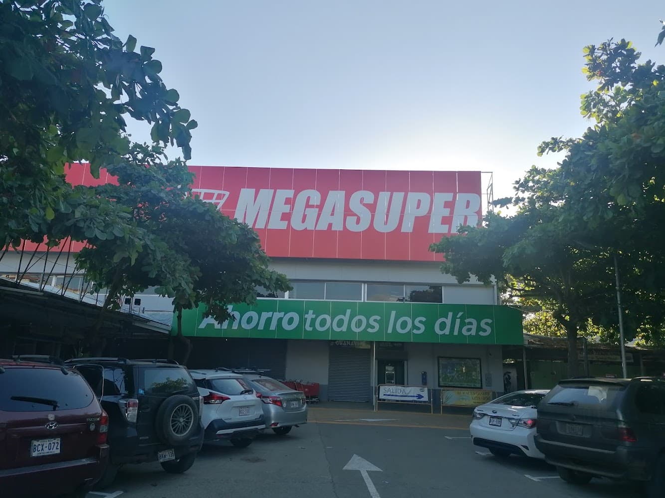 Megasuper Santa Teresa