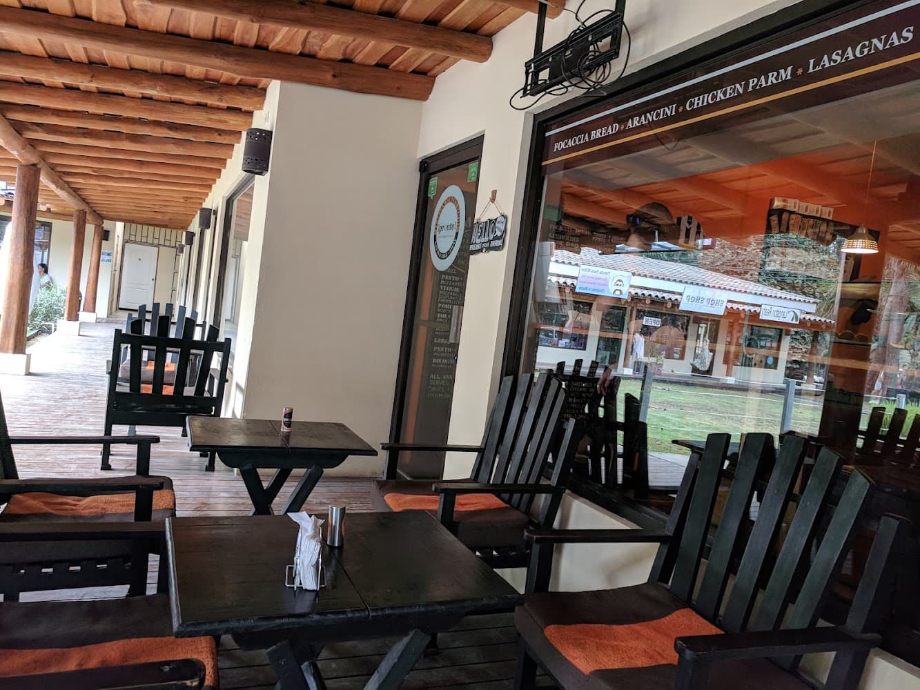 Plaza Kahuna photo 2