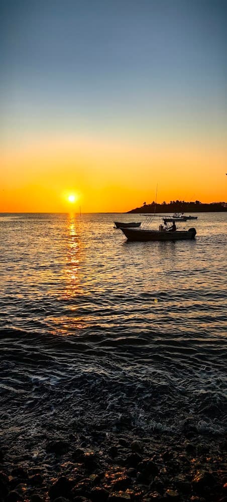 SPICY TUNA SPORTFISHING & TOURS MONTEZUMA, CABUYA