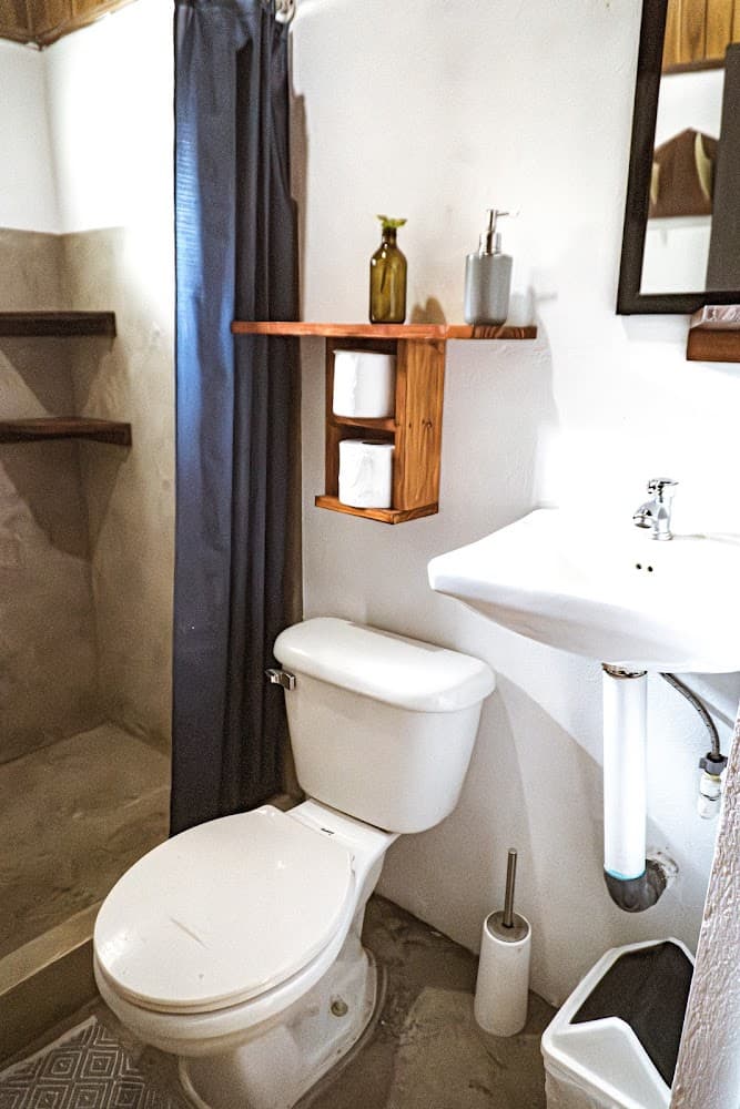 Surf Paradise Hostel · Rooms · Houses photo 3