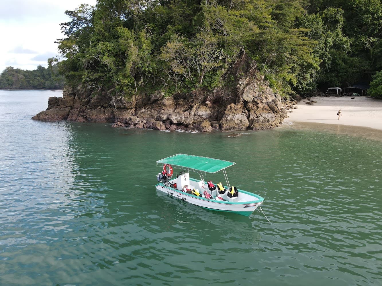 TIKO TOURS- SANTA TERESA-ISLA TORTUGA