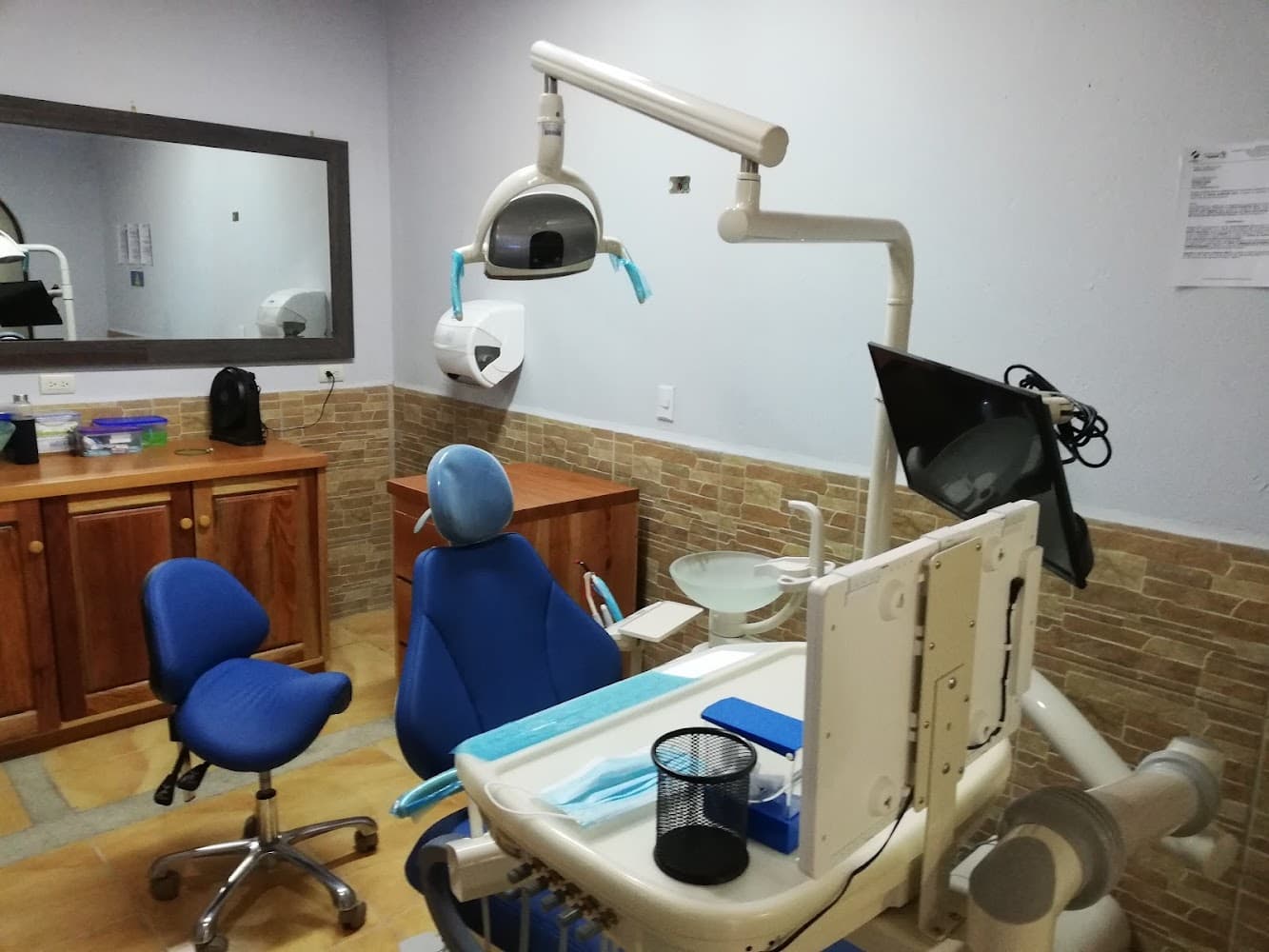 Tropical Smile Health Center